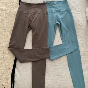 2 Pairs of Beyond Yoga Leggings. Size Small